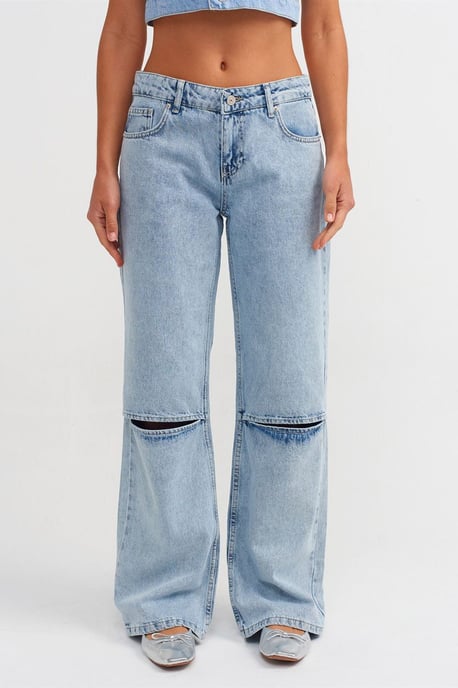 Damen Hochbundige Schlagjeans - Image 3