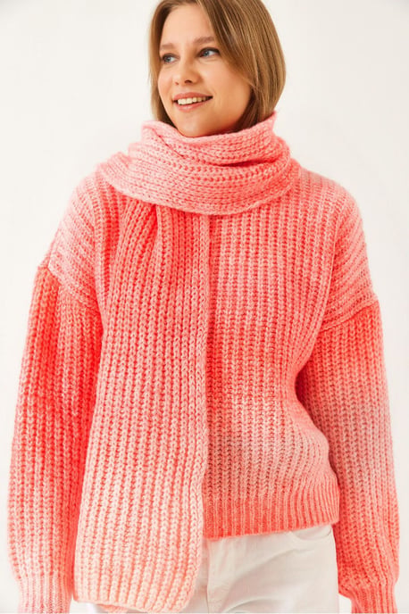 Gradient-Rippstrick-Pullover mit Rundhalsausschnitt - Image 1