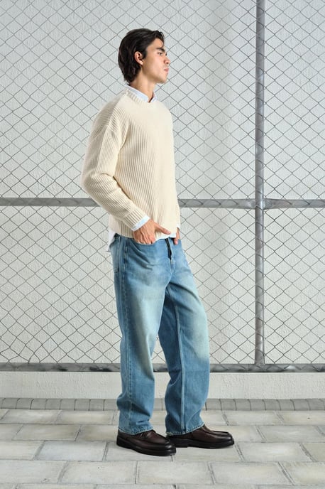 Dicker gerippter Strickpullover mit Rundhalsausschnitt - Image 2