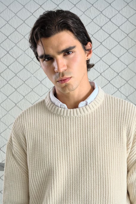 Dicker gerippter Strickpullover mit Rundhalsausschnitt - Image 3