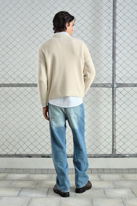 Dicker gerippter Strickpullover mit Rundhalsausschnitt - Image 4