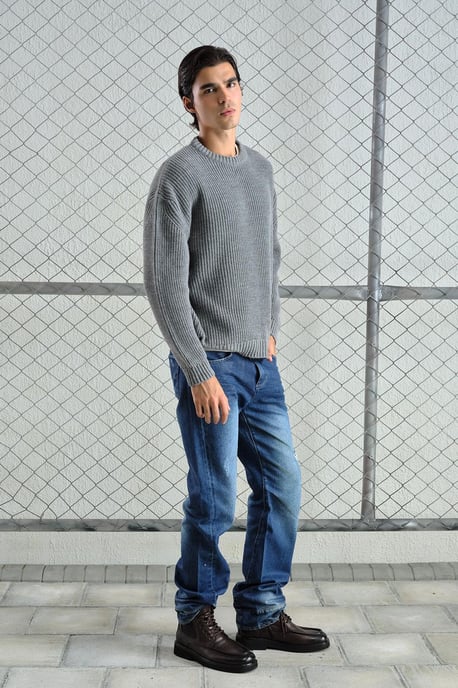 Dicker Rippstrick Pullover mit Rundhalsausschnitt - Image 2
