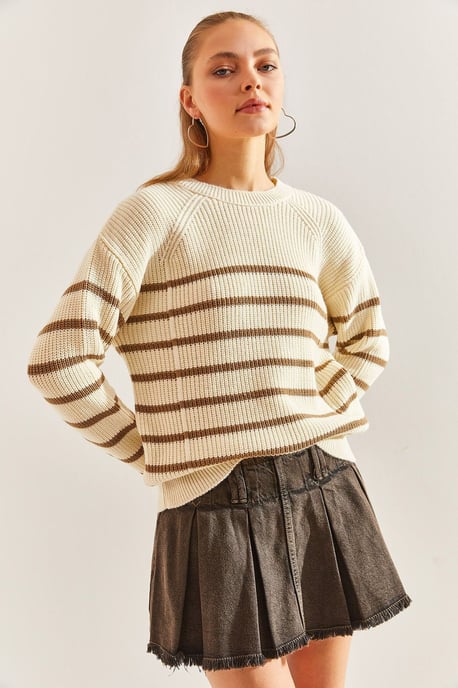 Gestreifter Rundhals-Strickpullover - Image 2