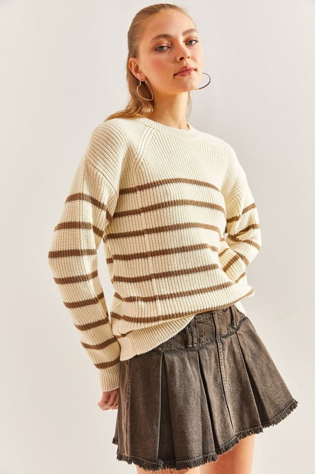 Gestreifter Rundhals-Strickpullover - Image 4
