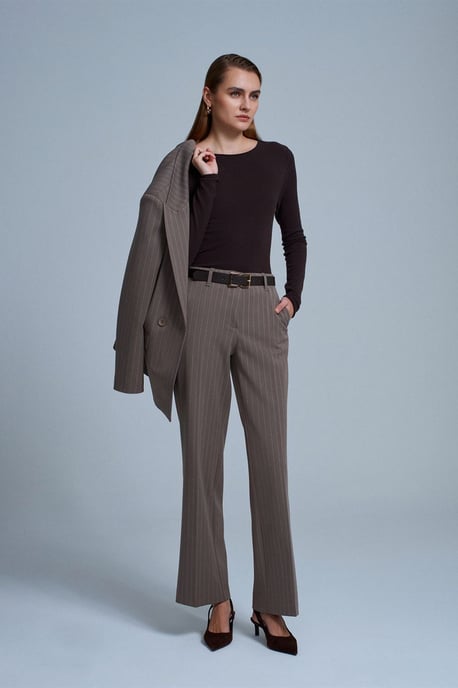 Damen Rippstrick Boot Neck Slim-Fit Pullover - Image 5