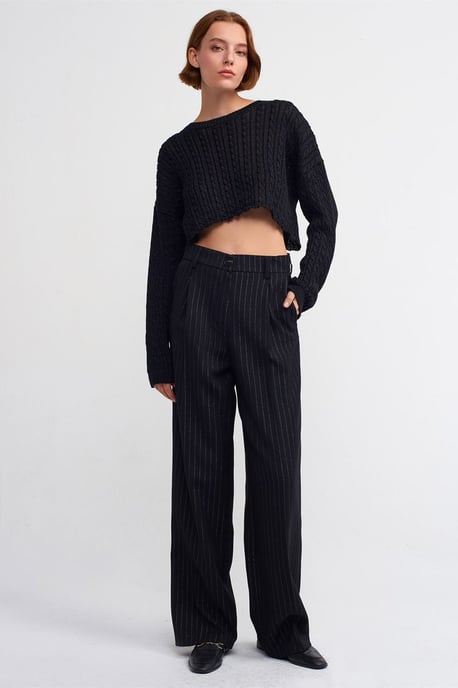 Tailliertes Grobstrick-Pullover mit Rundhalsausschnitt - Image 3