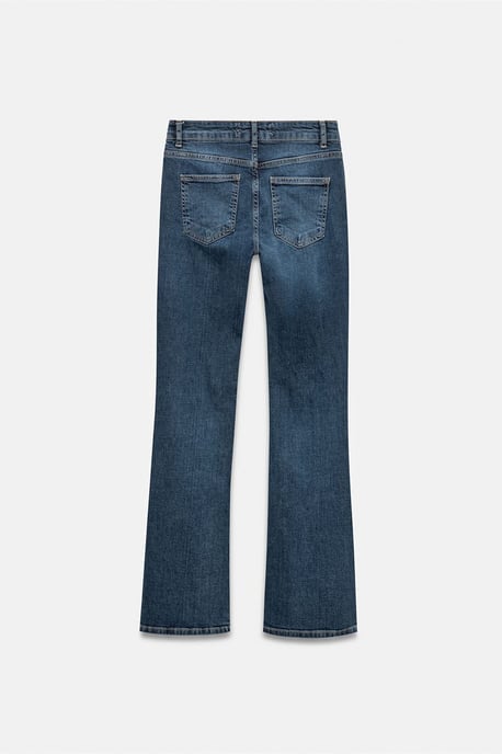 Niedrig geschnittene Gerade Jeans - Image 6