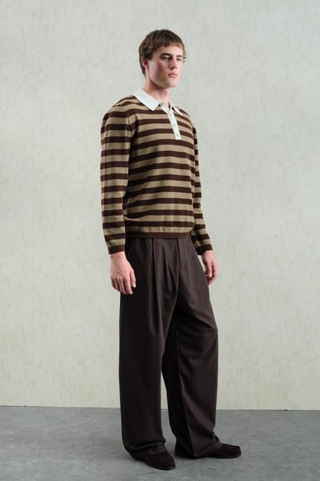Polo-Kragen gestreifter Strickpullover mit Knopfverschluss - Image 2