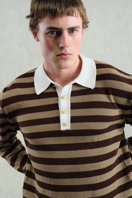 Polo-Kragen gestreifter Strickpullover mit Knopfverschluss - Image 5