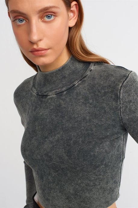 Damen kurz geschnittener gerippter Halsturtleneck-Pullover - Image 1