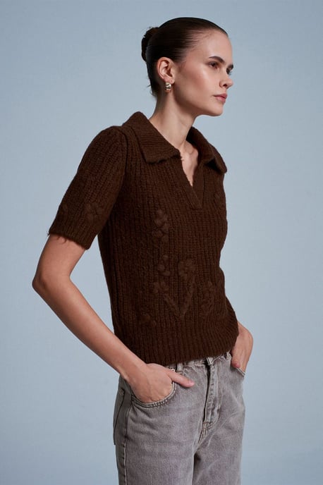 Strukturierter gerippter Polo-Kragen-Pullover - Image 2