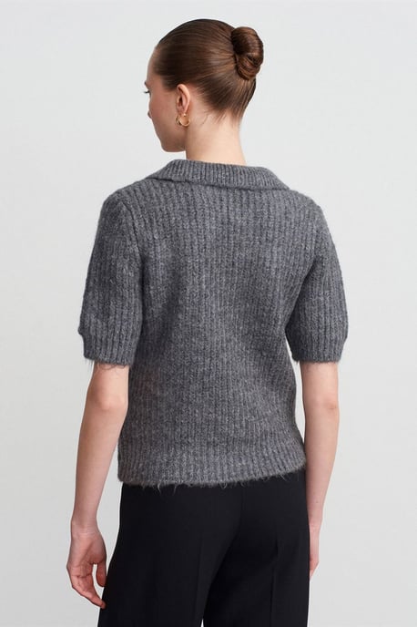 Strukturierter Ripp-Polo-Kragenpullover - Image 2