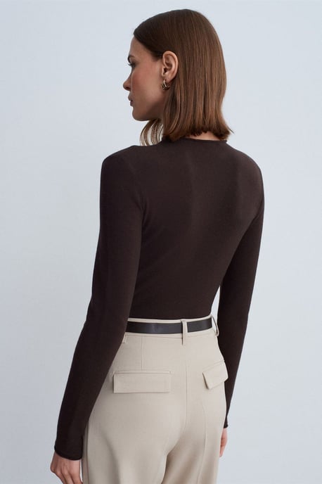 Damen Slim-Fit Rippen-Halbkragenpullover - Image 2