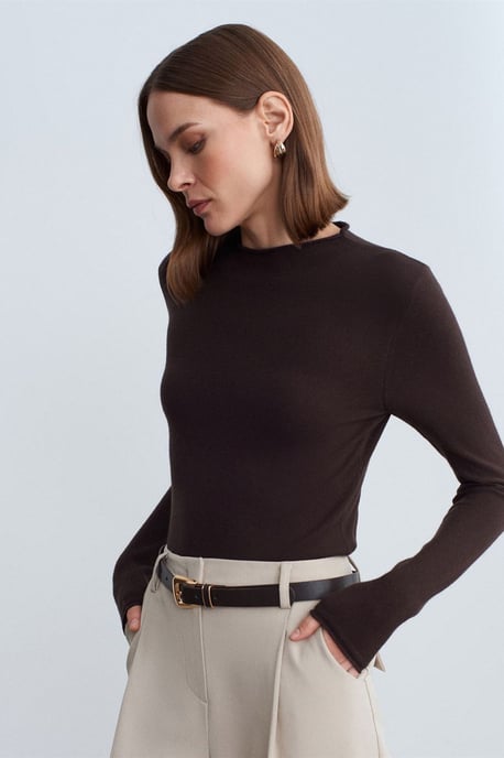 Damen Slim-Fit Rippen-Halbkragenpullover - Image 3