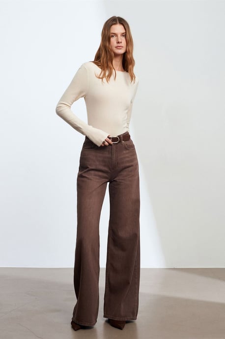 Damen Rippstrick Boot-Neck Slim-Fit Pullover - Image 4