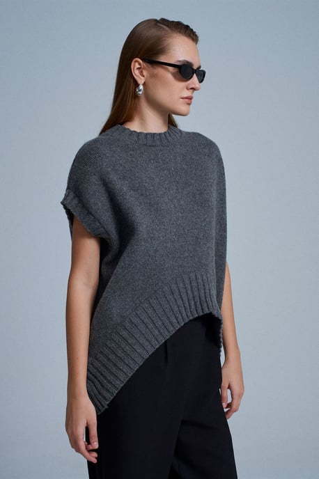 Übergroßer Rippstrick-Pullover-Weste - Image 2
