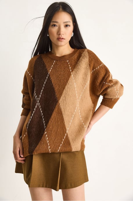 Oversized Diamond Printed Sweater - Image 2