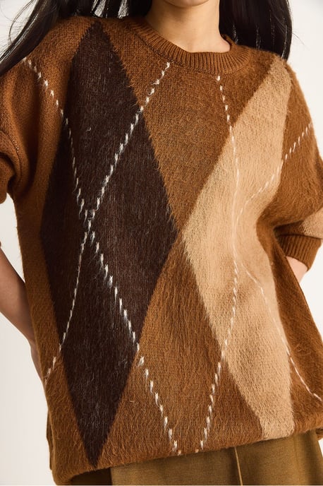 Oversized Diamond Printed Sweater - Image 6