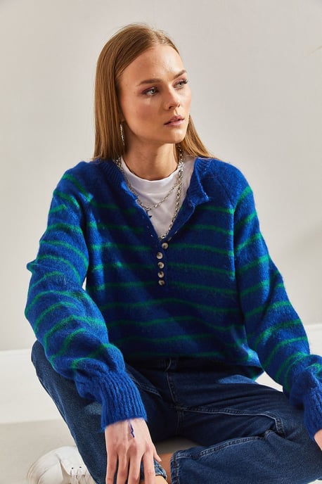 Strickpullover mit strukturiertem Muster und Knopfverschluss - Image 4