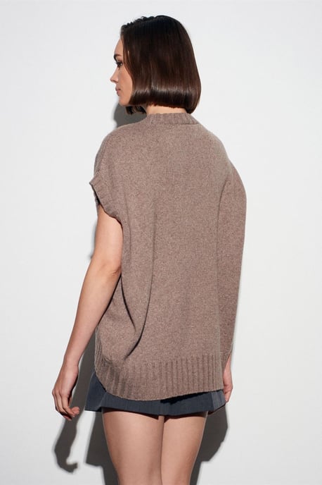 Oversized Gerippter Strickweste - Image 2