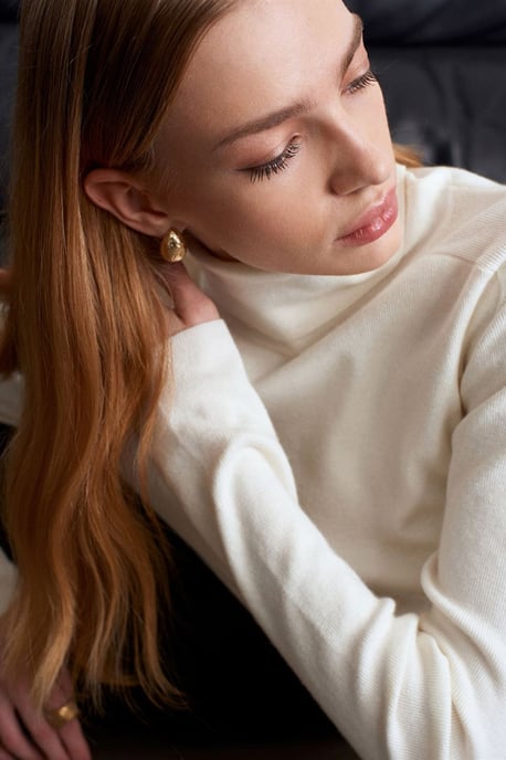 Damen Strickpullover mit Gürtel und Rollkragen - Image 3