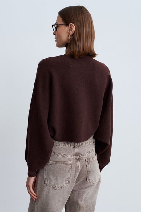 Damen Übergrößen Kürzerer Rollkragenpullover - Image 4