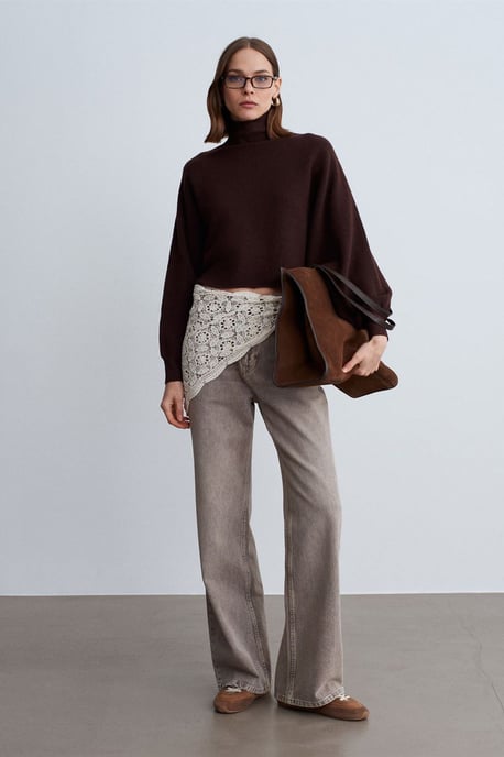 Damen Übergrößen Kürzerer Rollkragenpullover - Image 5