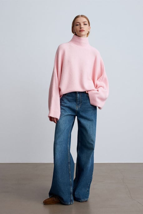 Übergroßer gerippter Rollkragenpullover - Image 3