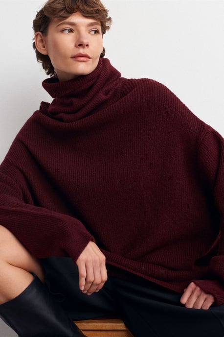 Übergroßer gerippter Rollkragenpullover - Image 1