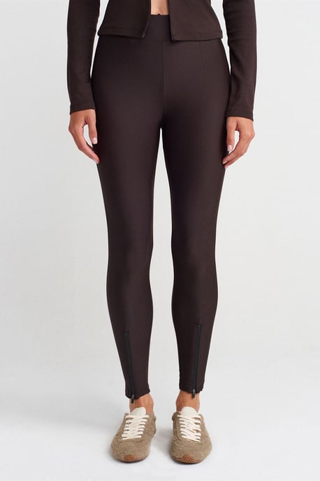 Hochgeschnittene Skinny-Leggings mit Reißverschlussdetails - Image 4