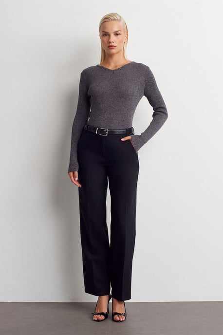Damen Slim Fit V-Ausschnitt Rippenpullover - Image 5