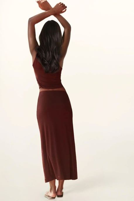 Schlankes Fit Halterkragen Stricktop - Image 3