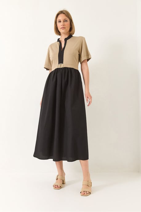 Gürtelter V-Ausschnitt Midi A-Linien Kleid - Image 2