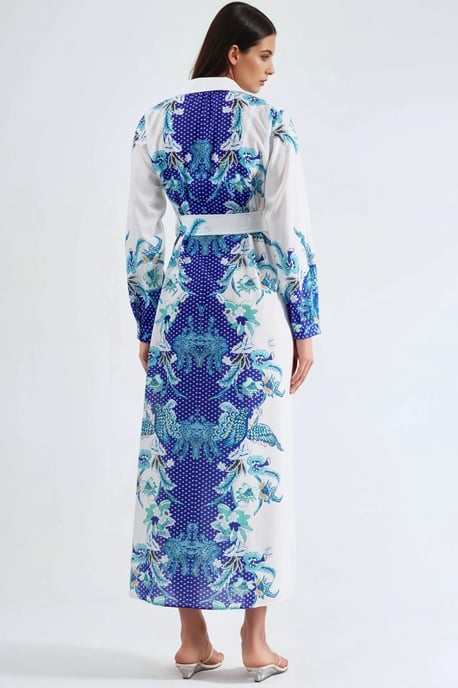 Blumenkleid mit Gürtel in Midi-Länge - Image 3