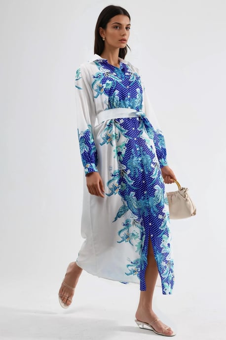 Blumenkleid mit Gürtel in Midi-Länge - Image 4