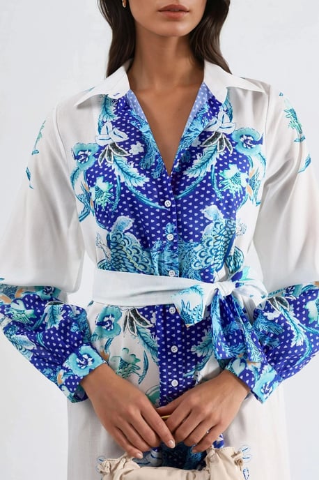 Blumenkleid mit Gürtel in Midi-Länge - Image 6