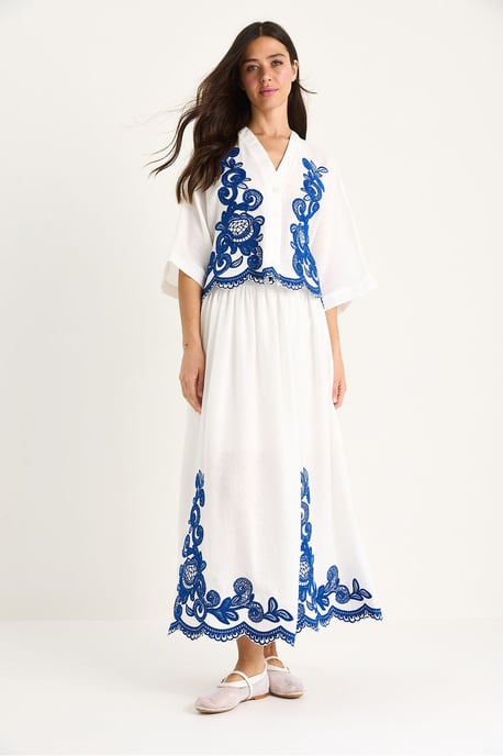 Übergröße V-Ausschnitt Besticktes 3/4-Arm Shirt und Weite Bein Hose Set - Image 2