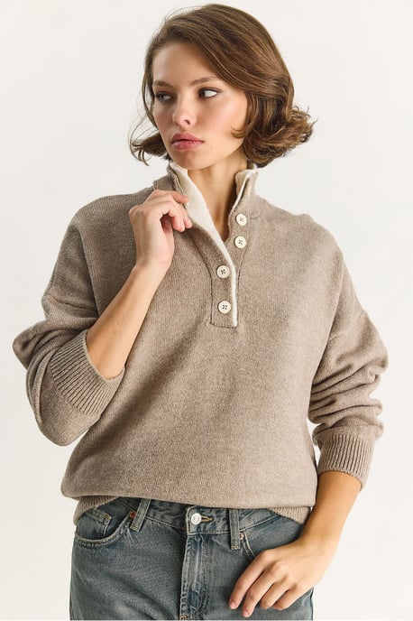 Knöpfbarer Pullover - Image 4
