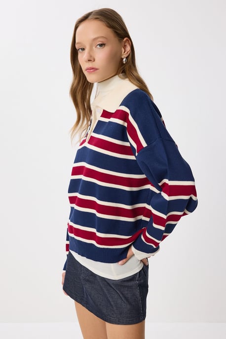 Gestreifter Pullover mit Polokragen - Image 2