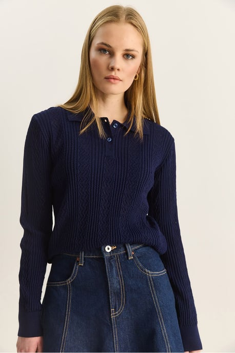 Strickpullover mit strukturiertem Polo-Kragen - Image 4