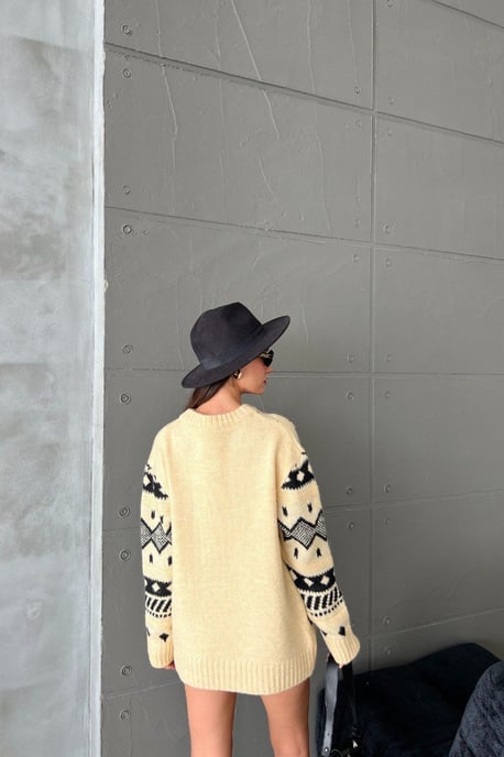 Hiccup Gemusterter oversized Pullover mit Rundhalsausschnitt - Mehrfarbig - Image 4