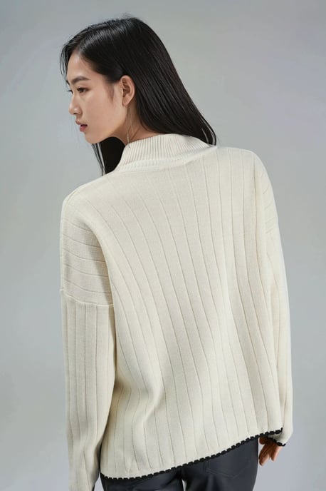 Oversized-Pullover mit Stickdetails - Image 3