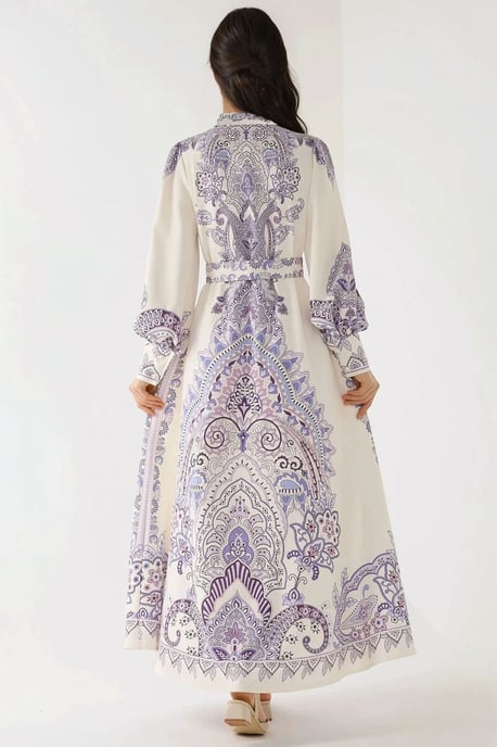 Bedrucktes Maxikleid mit langen Ärmeln und Gürtel - Image 3