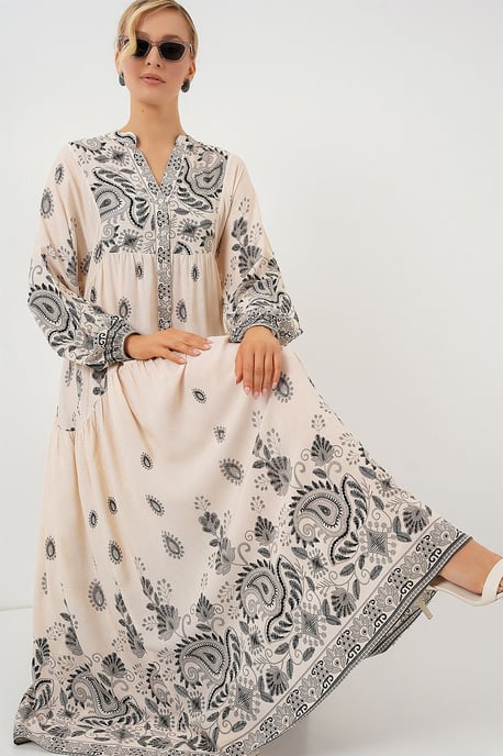 Gemustertes V-Ausschnitt-Maxikleid mit Knopfverschluss - Image 2