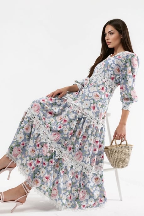 Maxikleid mit floralem Spitze-Detail und V-Ausschnitt - Image 2