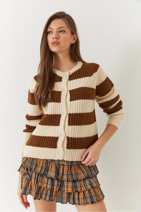 Gestreifter Strickcardigan mit Knopfverschluss - Image 3