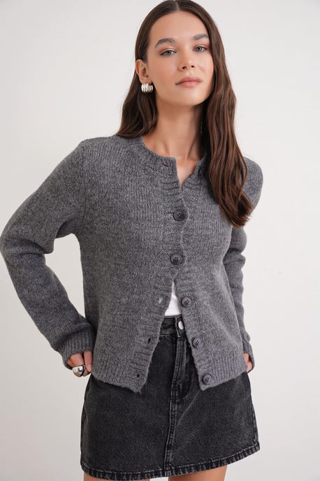 Rippstrick-Button-Cardigan - Image 1
