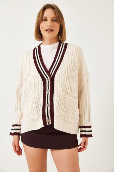 Strickjacke mit V-Ausschnitt und Taschen aus strukturiertem Material - Image 4