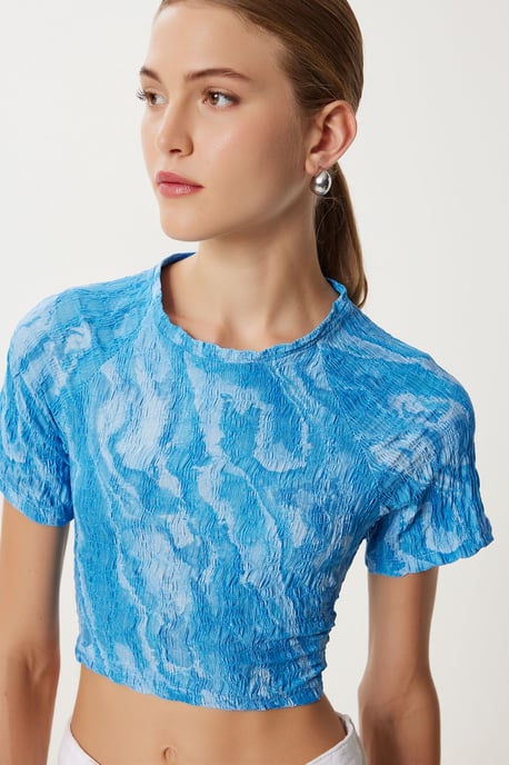 Abstraktes Druck Kurzarm Slim Fit Crop-Bluse - Image 3