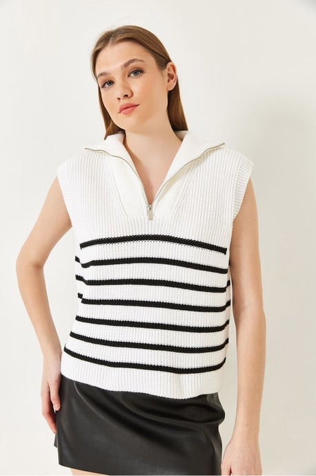 Gestreifter Strickpullover-Weste mit Reißverschlusskragen - Image 4
